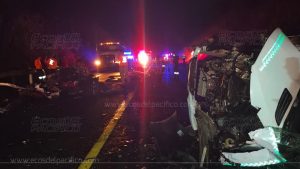 Choca urban de «Los Coatlanes», se reportan cinco lesionados