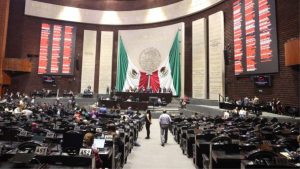 Aprueban reforma para proteger a menores en el entorno digital en México