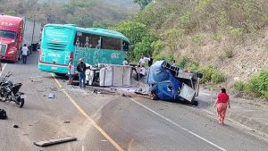 Accidente en la carretera Transístmica deja seis personas muertas en Matías Romero