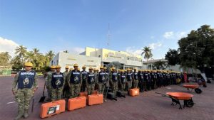 Marina activa Plan de Prevención ante depresión tropical Dos-E en Oaxaca