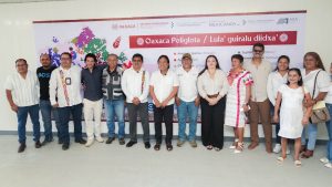 Oaxaca amplía presencia de su diversidad lingüística con el mapa “Oaxaca Políglota / Lula’ guiralu diidxa’” en el Aeropuerto de Puerto Escondido