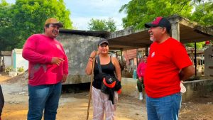 Realizan tequio de limpieza en el Panteón de la Barra de Colotepec