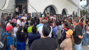 Pobladores de Salinas del Marqués demandan a Pemex por derrames de petróleo en Salina Cruz