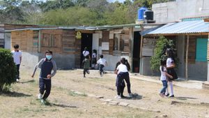 En Oaxaca, 14 escuelas no arrancaron clases por falta de alumnos en el ciclo 2026‑2027