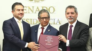 Sheinbaum presenta Paquete Económico 2027: sin nuevos impuestos ni gasolinazos