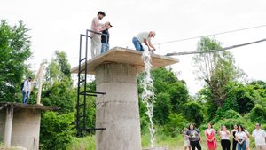 Supervisa Román Valencia rehabilitación de pozo en la comunidad de Las Carretas