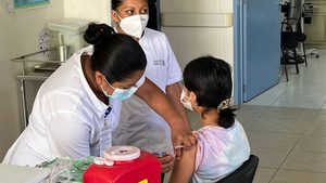 Arranca la vacunación invernal en Oaxaca; buscan superar el 85% de cobertura estatal